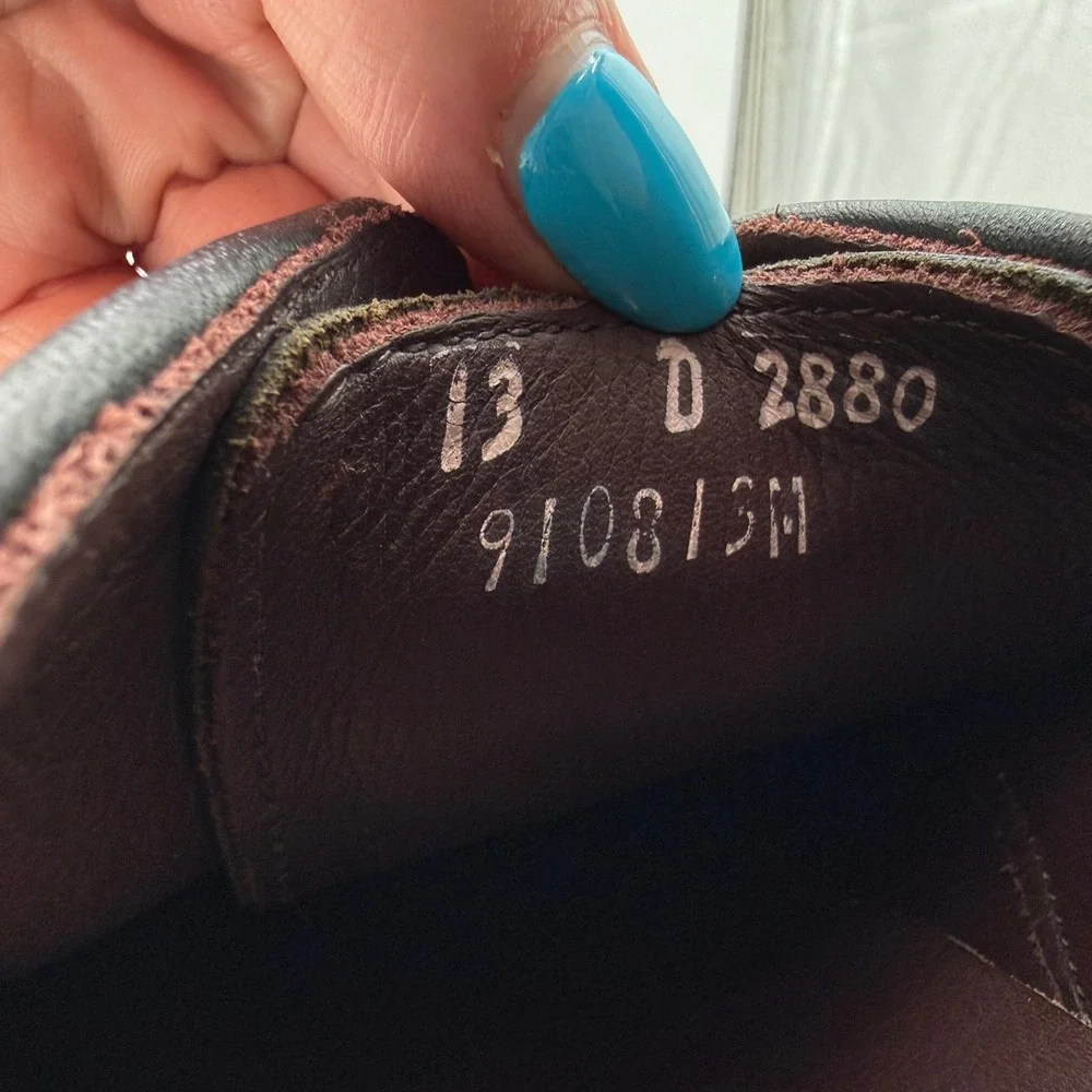 Allen Edmonds settings excellent